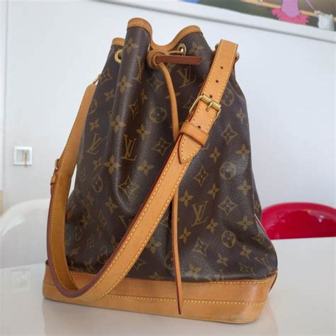 louis vuitton sort taske|Louis Vuitton europe.